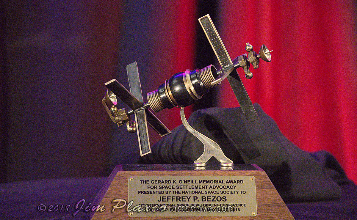 Jeff Bezos NSS Gerard K. O'Neill Award for Space Settlement Advocacy
